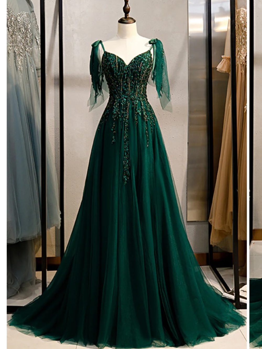 Zapaka A-Line Spaghetti Straps Dark Green Prom Dress with Beading